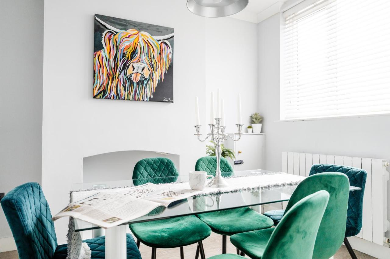 Churnet Valley Townhouse - Modern Cheadle Houseヴィラ エクステリア 写真